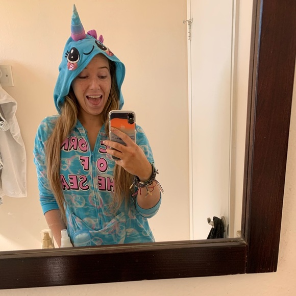 Hi Everybody!! My name is Kelly🦂♏️ - Picture 15 of 16